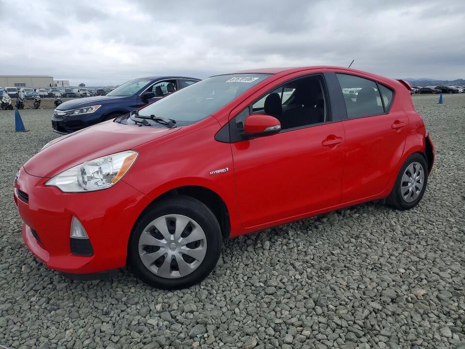 2014 TOYOTA Prius