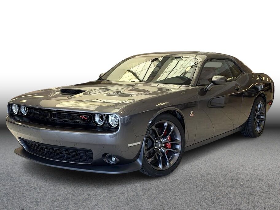 2021 DODGE Challenger