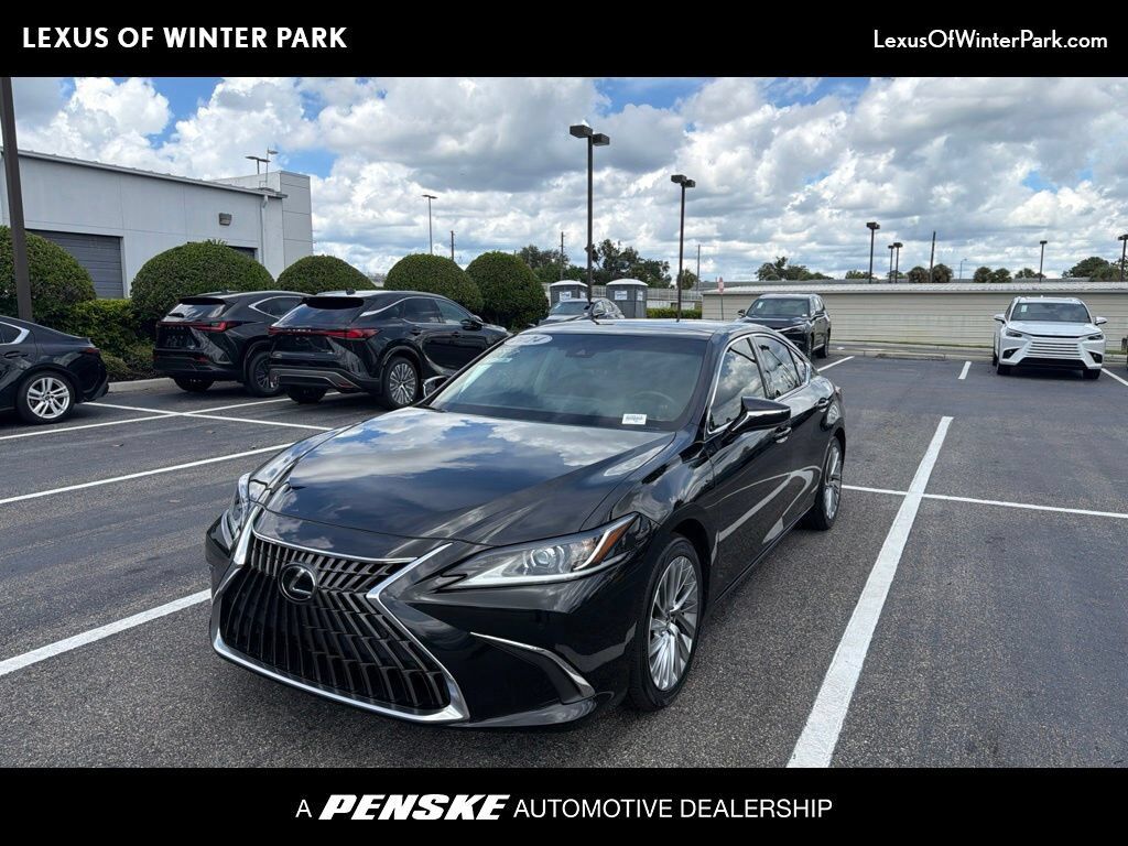 2024 LEXUS ES