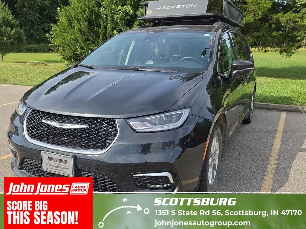 2022 CHRYSLER Pacifica