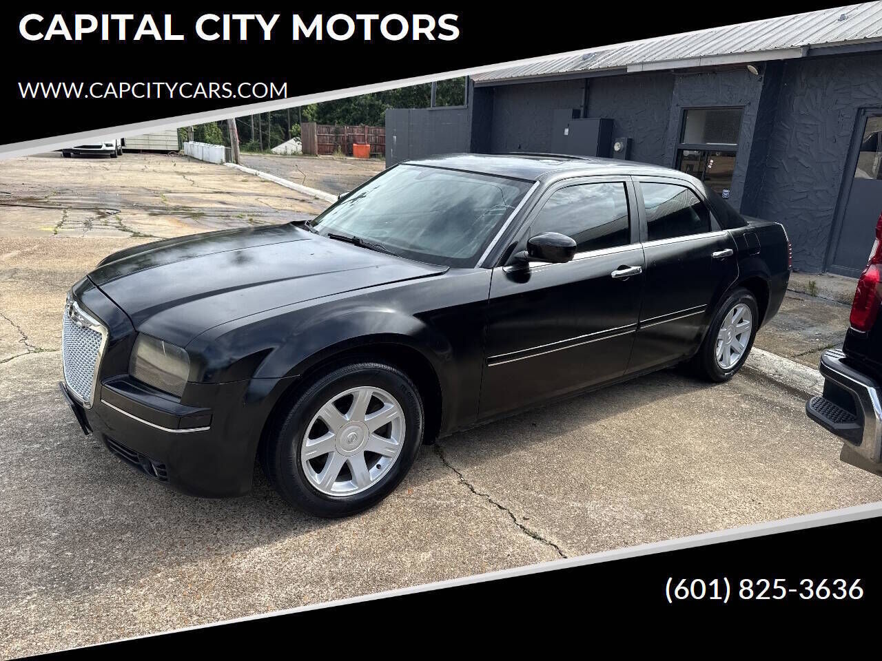 2005 CHRYSLER 300