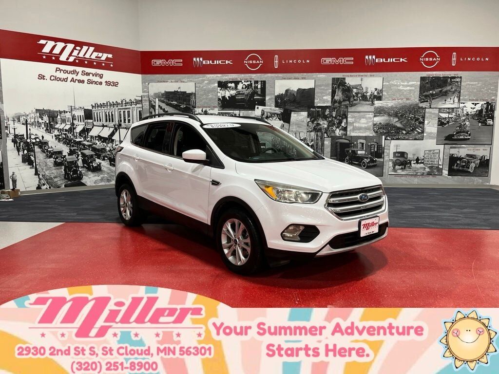 2018 FORD Escape