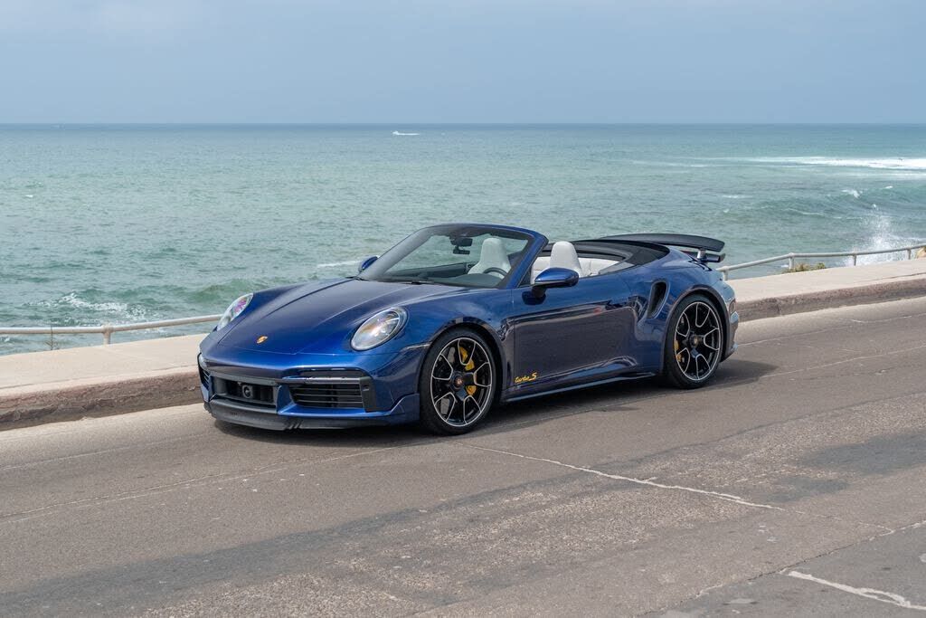 2023 PORSCHE 911