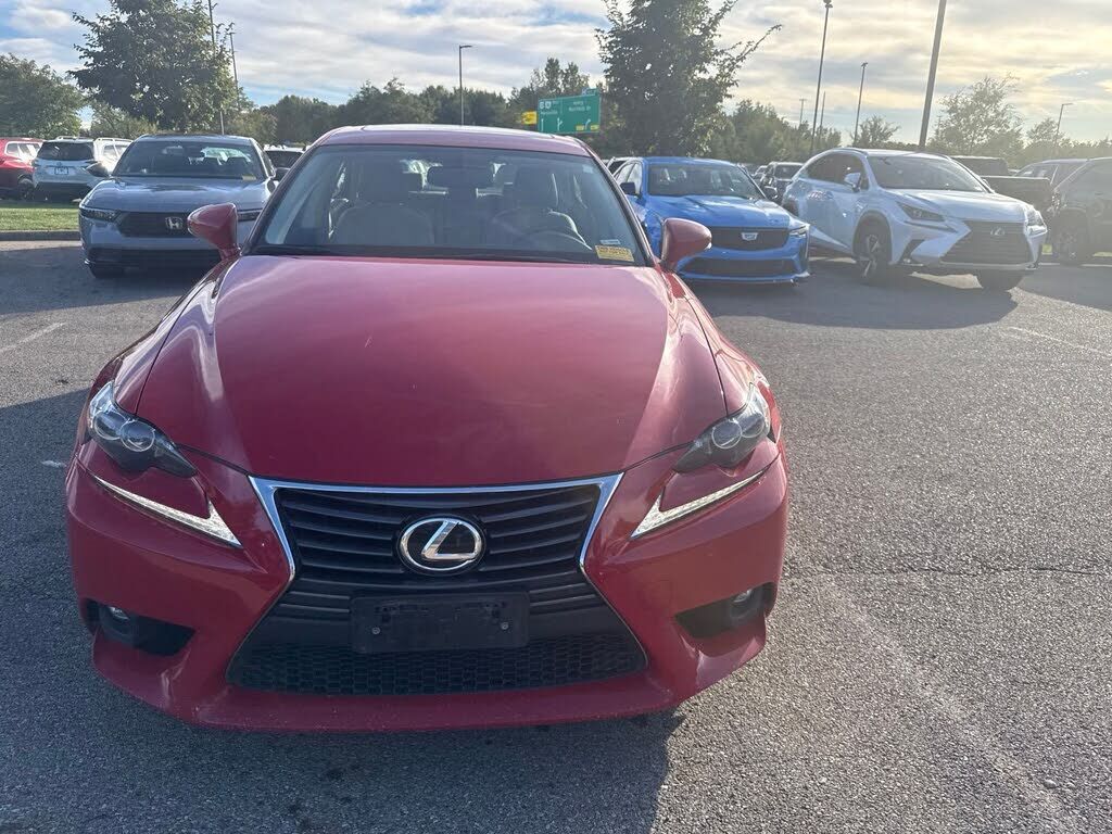 2016 Lexus IS