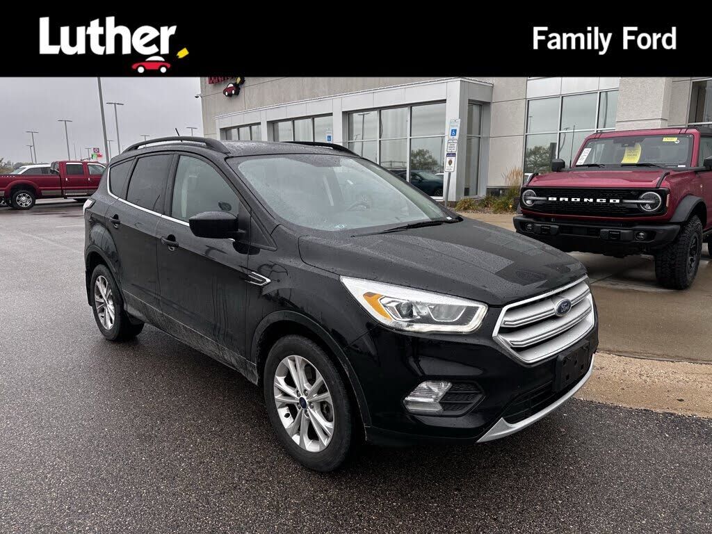 2018 FORD Escape