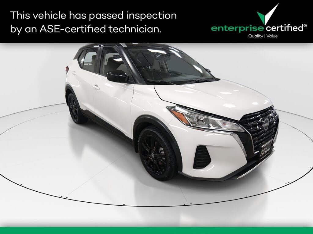 2023 NISSAN Kicks