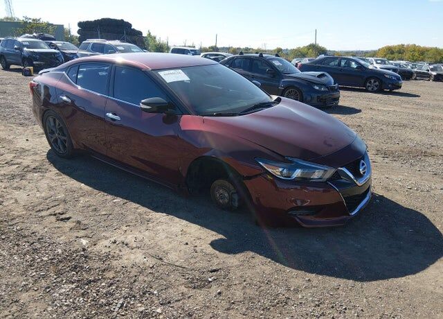 2017 NISSAN Maxima