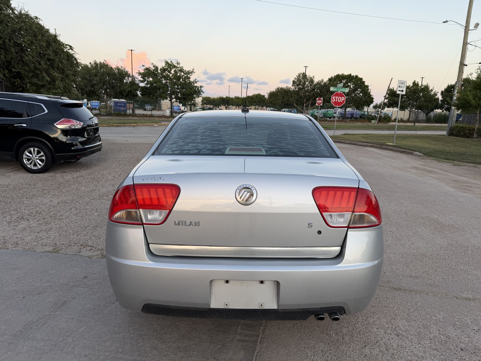 2010 MERCURY Milan