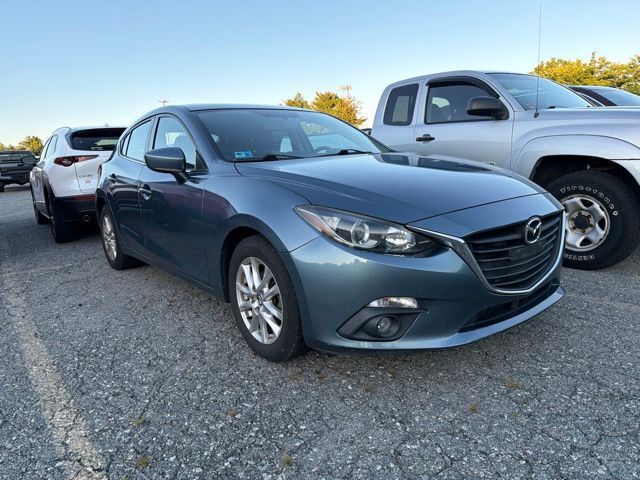 2016 MAZDA Mazda3