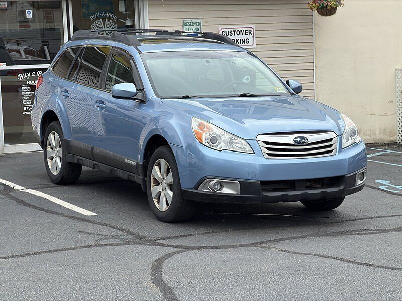 2010 SUBARU Outback