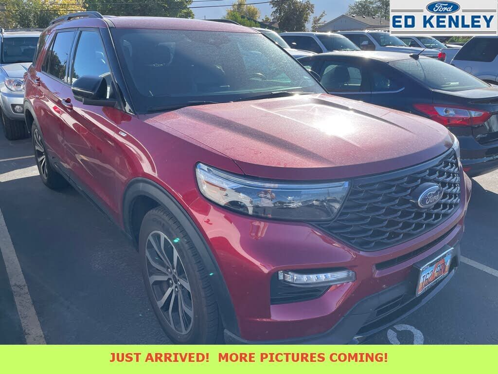 2023 FORD Explorer