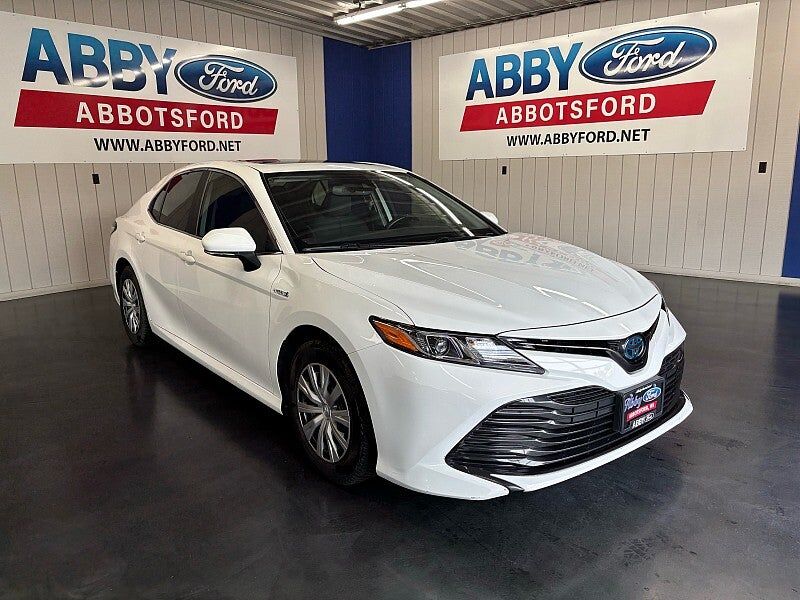 2020 TOYOTA Camry