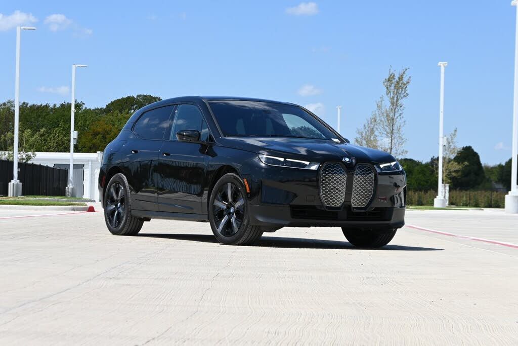 2024 BMW iX