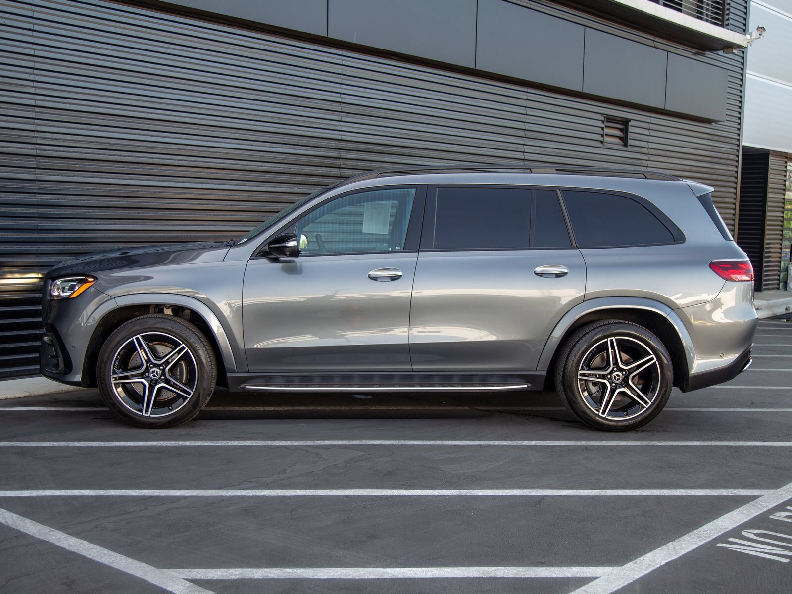 2024 Mercedes-Benz GLS-Class
