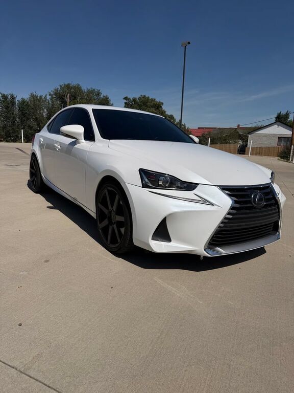 2018 Lexus IS