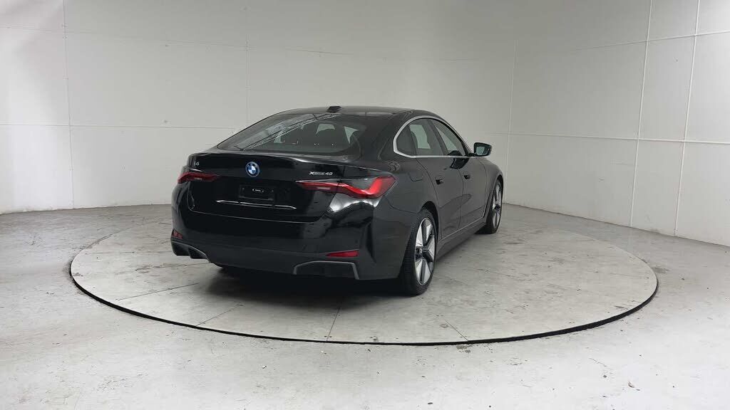 2025 BMW i4