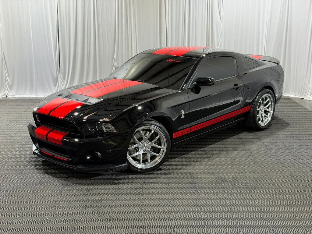 2013 FORD Mustang