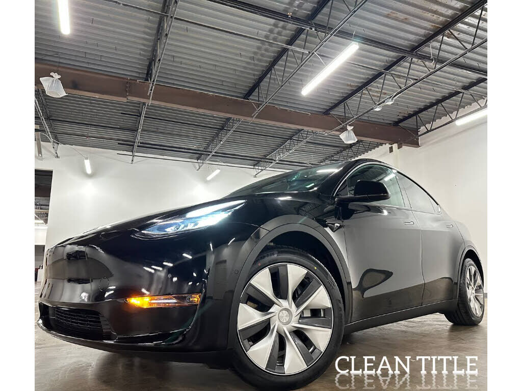 2021 TESLA Model Y