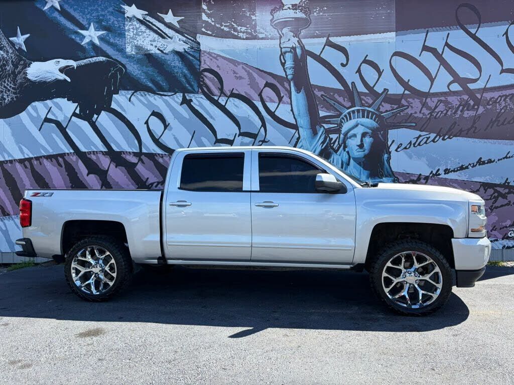 2018 CHEVROLET Silverado