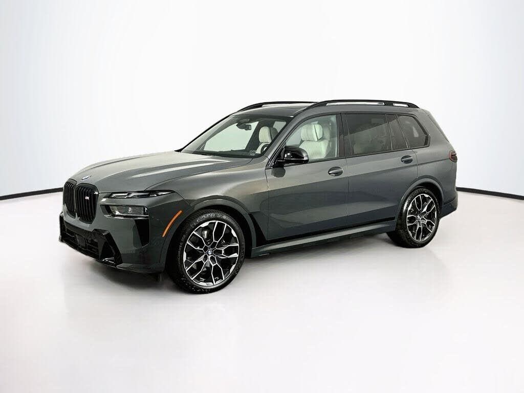 2023 BMW X7
