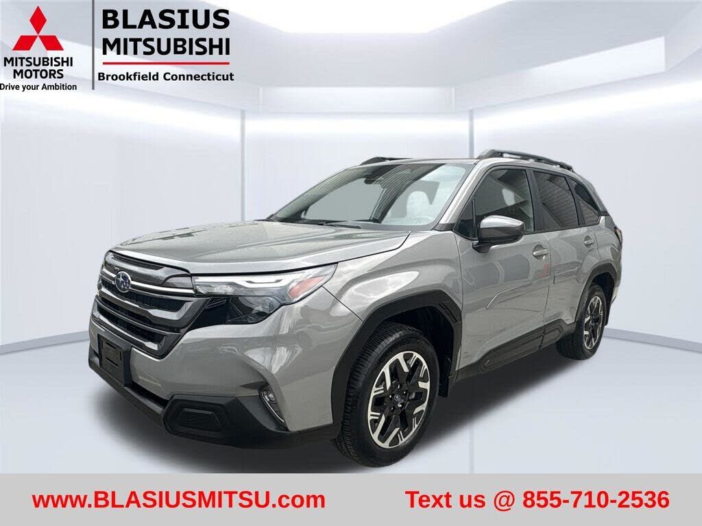 2025 SUBARU Forester