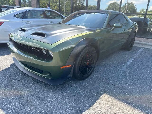 2020 DODGE Challenger