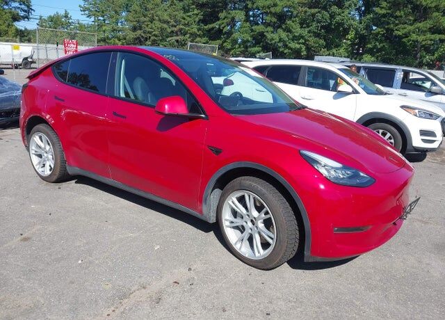 2022 TESLA Model Y