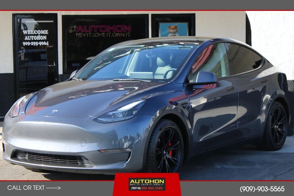 2022 TESLA Model Y