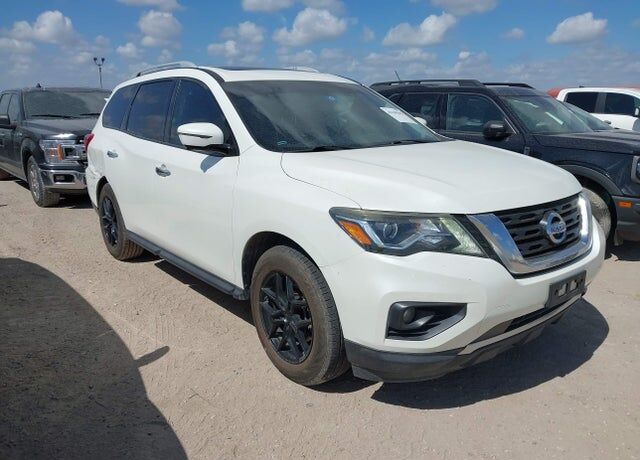2017 NISSAN Pathfinder