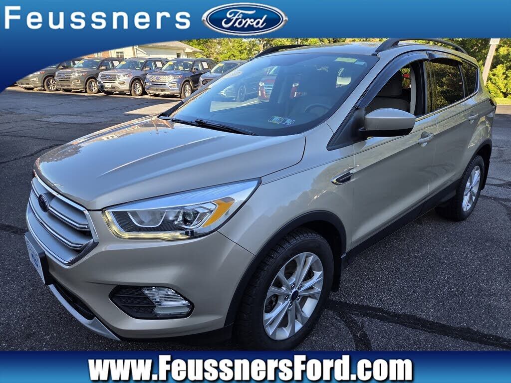 2017 FORD Escape