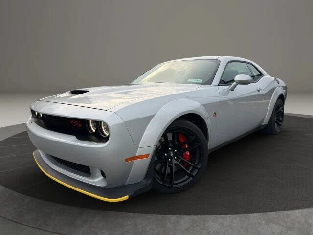 2021 DODGE Challenger