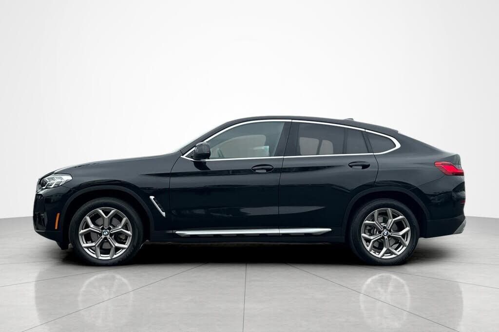 2025 BMW X4