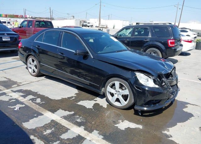 2011 MERCEDES-BENZ E-Class