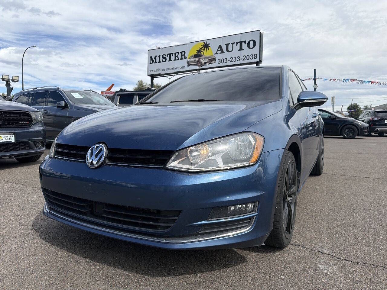 2017 VOLKSWAGEN Golf