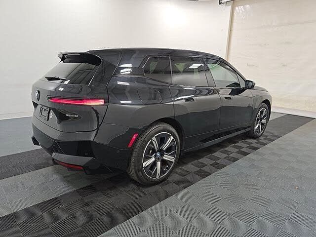 2024 BMW iX