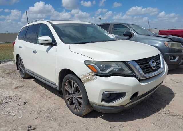 2017 NISSAN Pathfinder