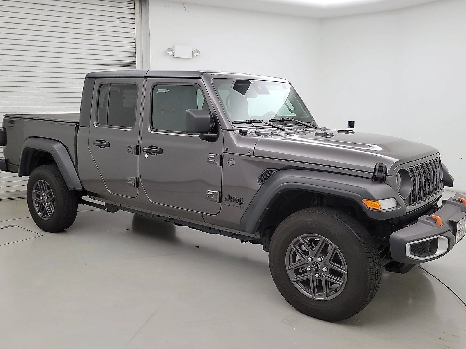 2025 JEEP Gladiator