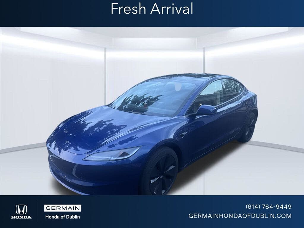 2025 TESLA Model 3