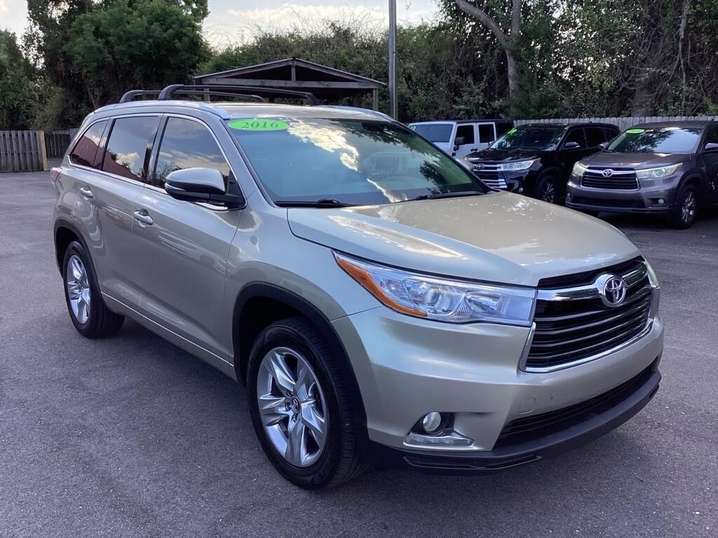 2016 TOYOTA Highlander