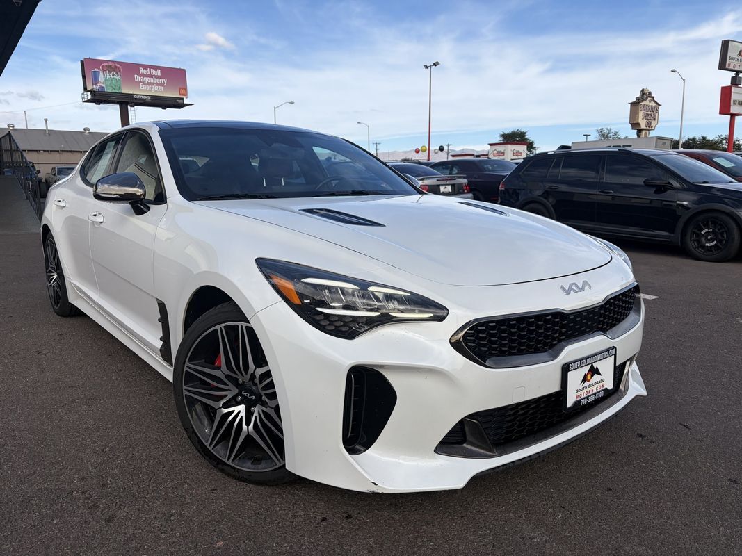 2022 KIA Stinger