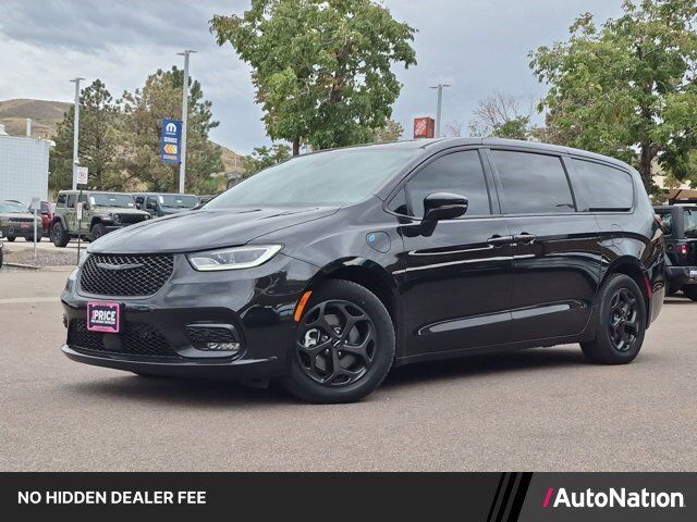 2023 CHRYSLER Pacifica