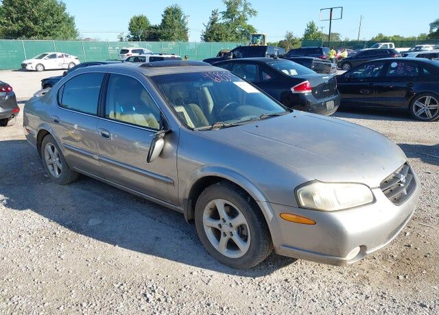 2000 NISSAN Maxima