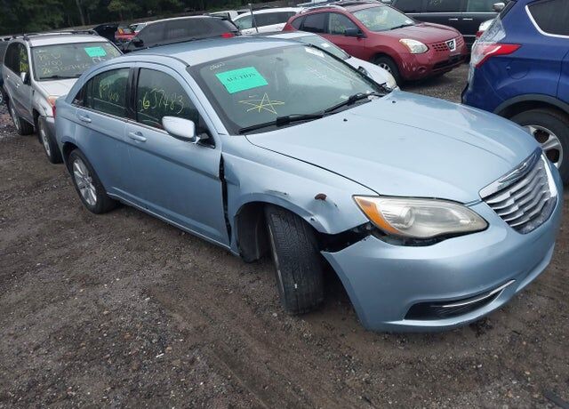 2014 CHRYSLER 200