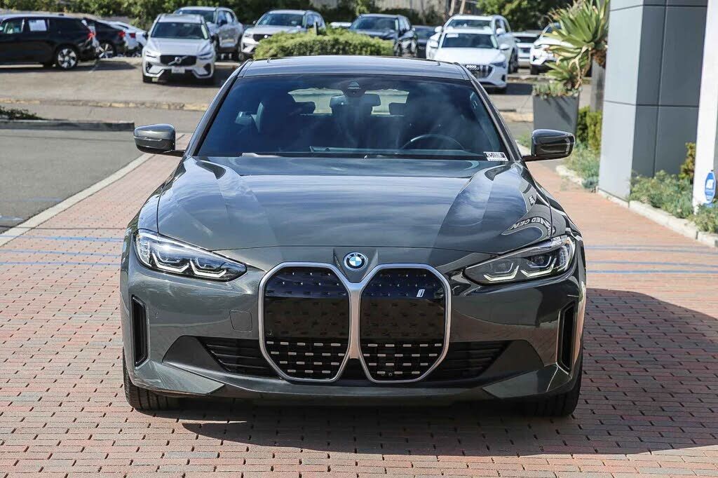 2022 BMW i4