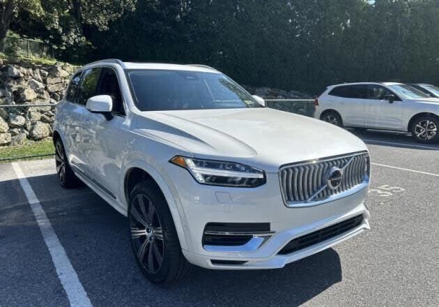 2024 VOLVO XC90