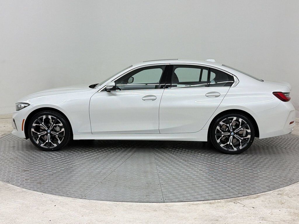 2026 BMW 330i