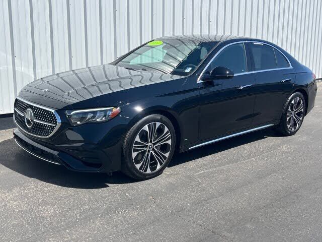 2026 MERCEDES-BENZ E-Class