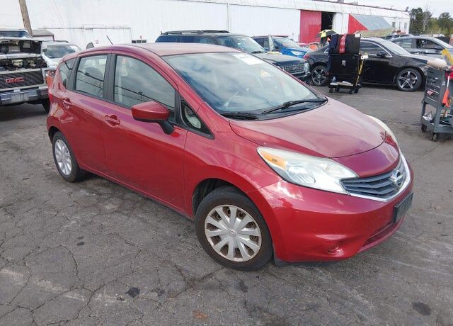 2015 NISSAN Versa