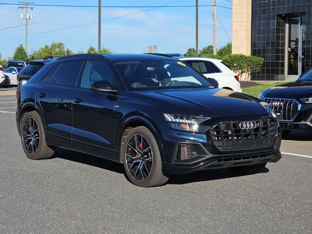 2023 AUDI Q8