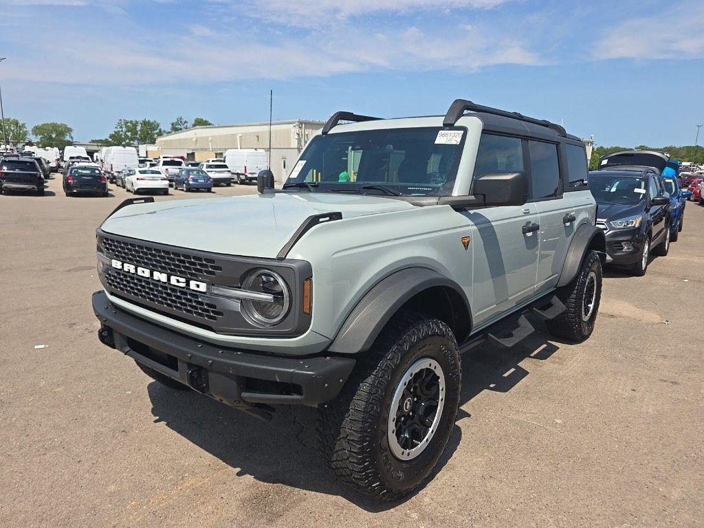 2023 FORD Bronco